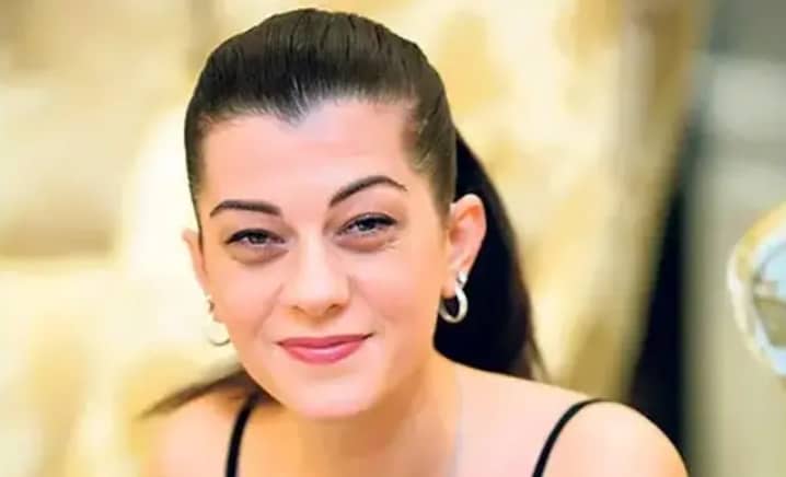 Filiz Ahmet Height, Age, Wiki, Biography, Husband, Family