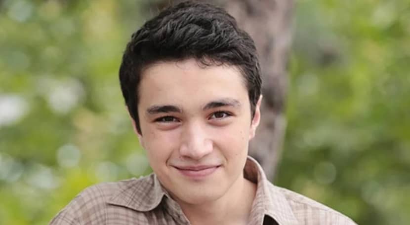 Burak Dakak Height, Age, Wiki, Biography, Wife, Family