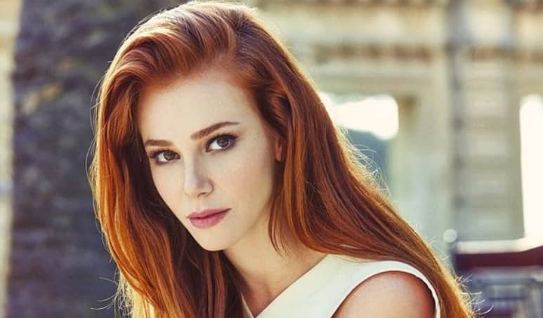 Elcin Sangu