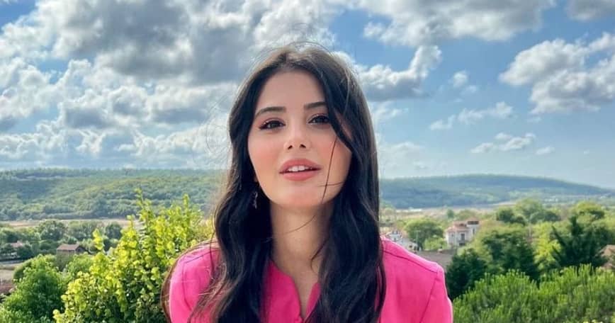 Helin Kandemir Age Height Wiki