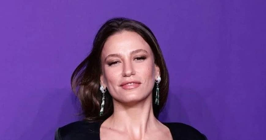 Serenay Sarikaya Age Height Wiki