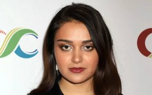 Ariela Barer