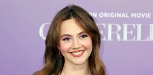 Iris Apatow
