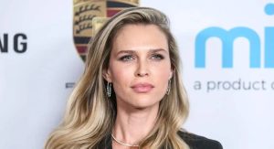 Sara Foster