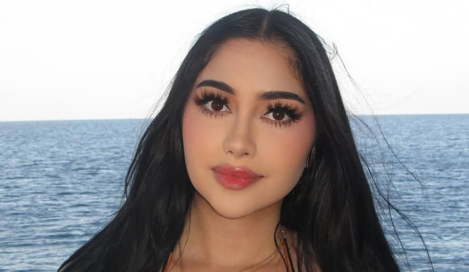 Jailyne Ojeda Ochoa Height, Weight, Measurements, Age, Wiki, Biography